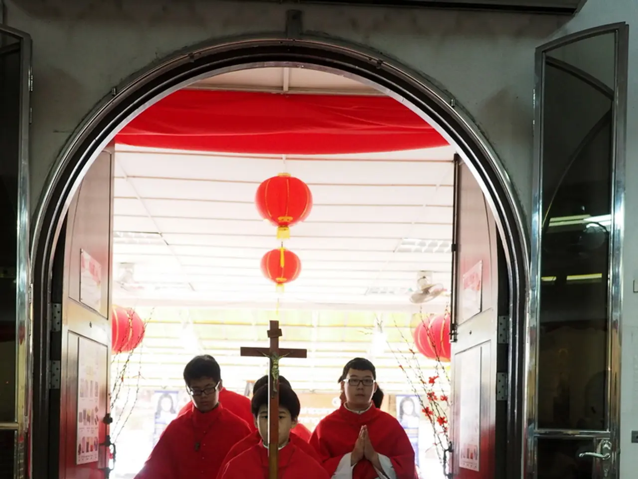 Pope returns to his summer retreat at Castel Gandolfo