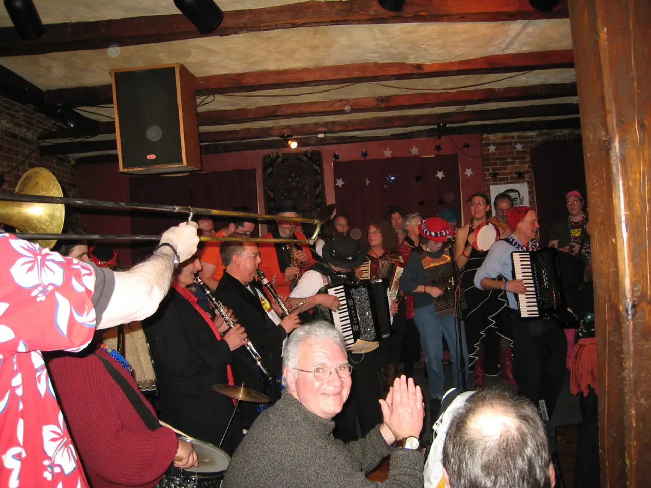 Rebranded Initiative for Discussion Sessions in Case of Company Restructuring