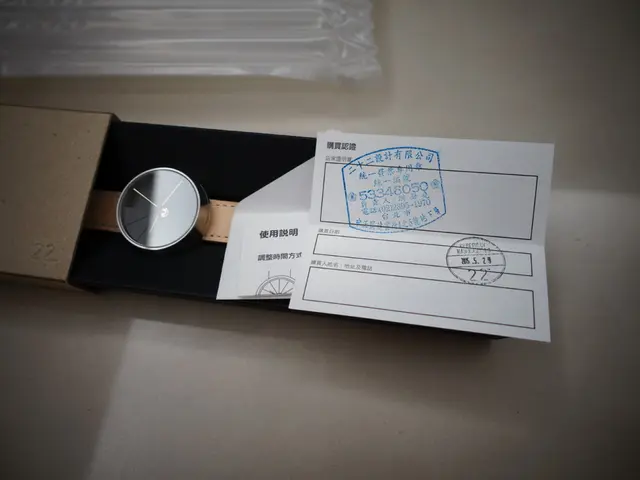 Stunningly fresh Certina watch, ideal for a summer by the sea.