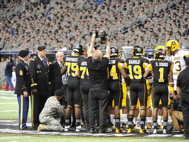 Furtwängler is actively filming the film "Tator" amidst the on-set gunfire.