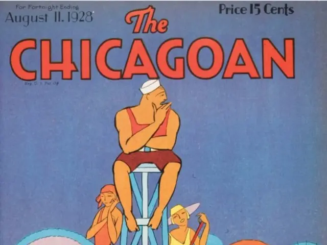 Paddling Outfits Featuring Standup Paddleboard Designs