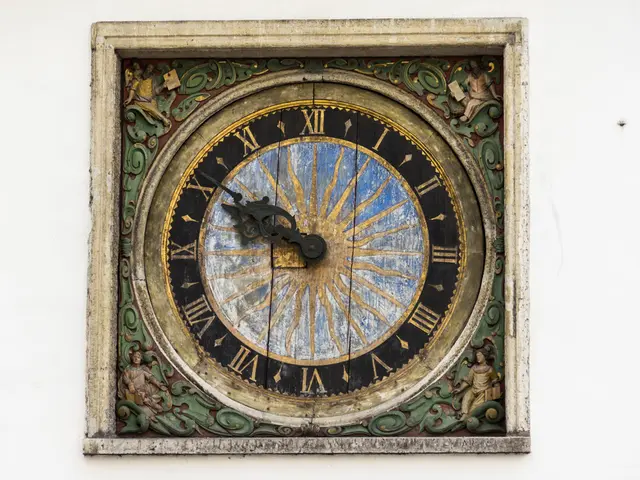 Discussion for the 29th iteration of Talk Tuesday: Trading a Pequegnat wall clock for a Bob