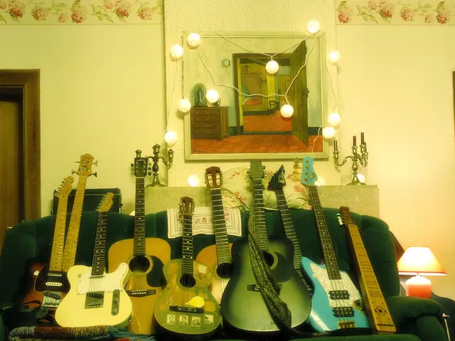 Constructing an Optimized Acoustic Home Cinema Environment