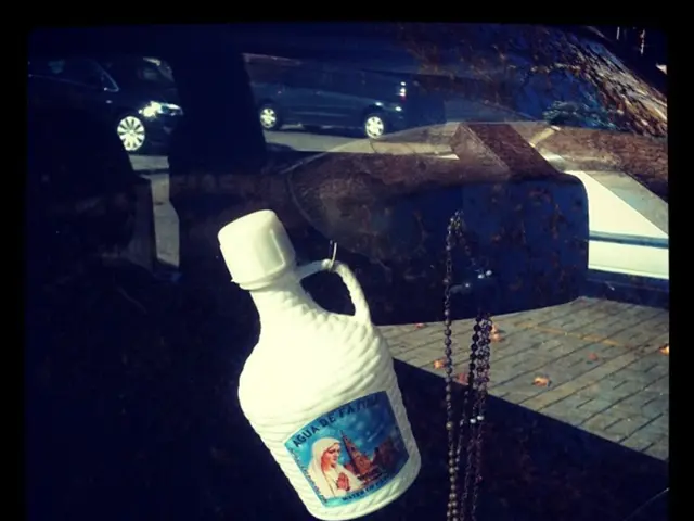 Toyota Land Cruiser's 'Project Texan' demonstrates that the FJ40 model excels with a V8 engine...