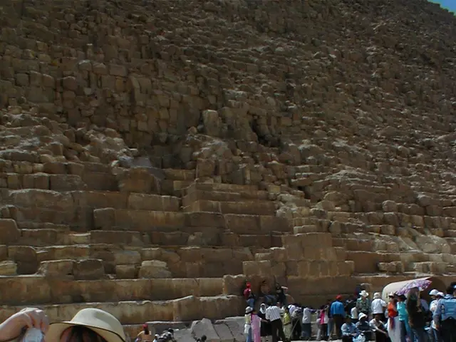 Top-Notch Fashion Icons to Emulate for Superior Fashion Ideas