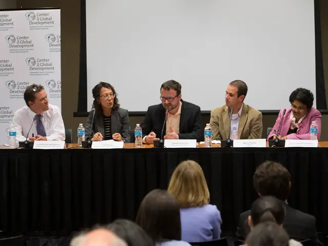 Seniors at BRK center find solace and amusement from the presence of alpacas
