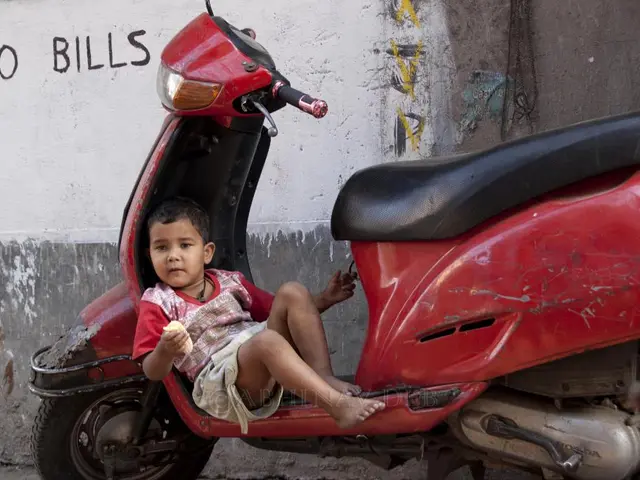 Renter discovers stylish, wire-free hotel-style sconces on Amazon for a cost-effective $60