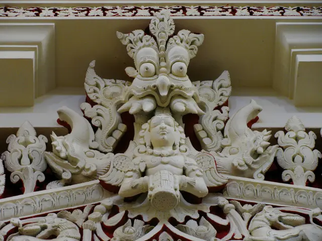 Artwork display titled 'Moments' by Salva Ginard at the Ahoy! Art Gallery in Palma